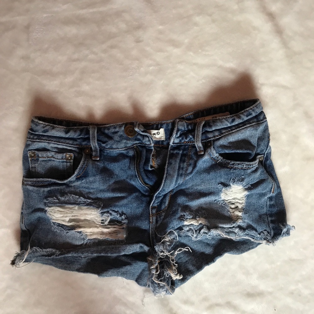 Bullhead PacSun high rise ripped jean shorts